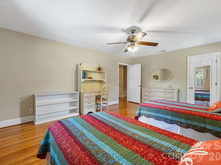 2920 Wickersham Road, Charlotte, NC 28211.  MLS# CAR4432477, YatesRealty ID 55659. 