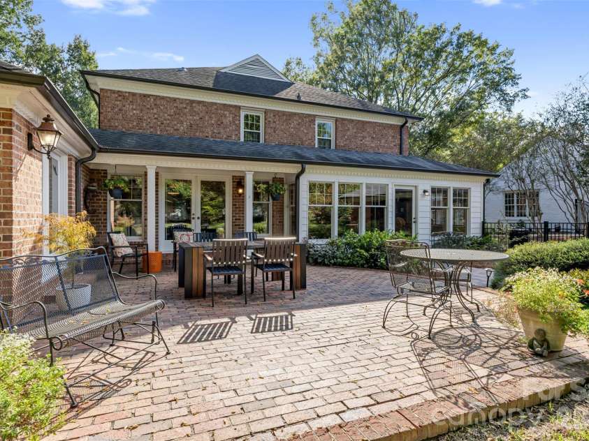 2920 Wickersham Road, Charlotte, NC 28211.  MLS# CAR4432477, YatesRealty ID 55659. 