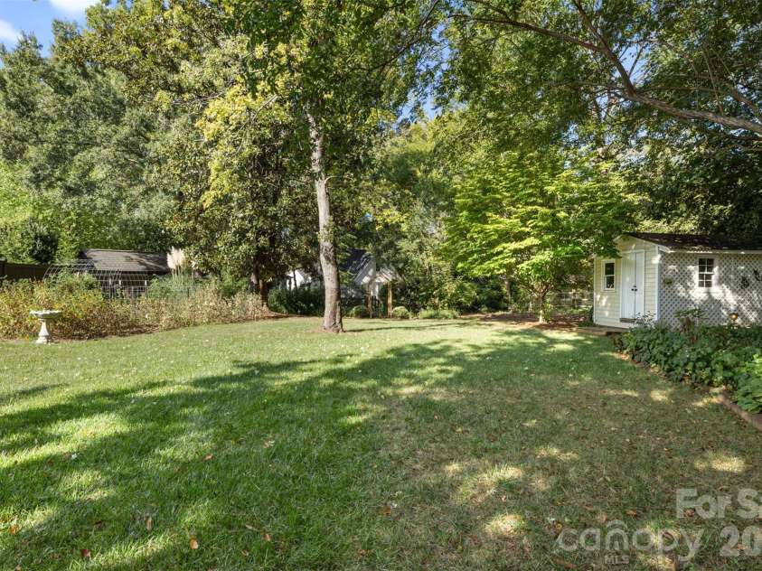 2920 Wickersham Road, Charlotte, NC 28211.  MLS# CAR4432477, YatesRealty ID 55659. 
