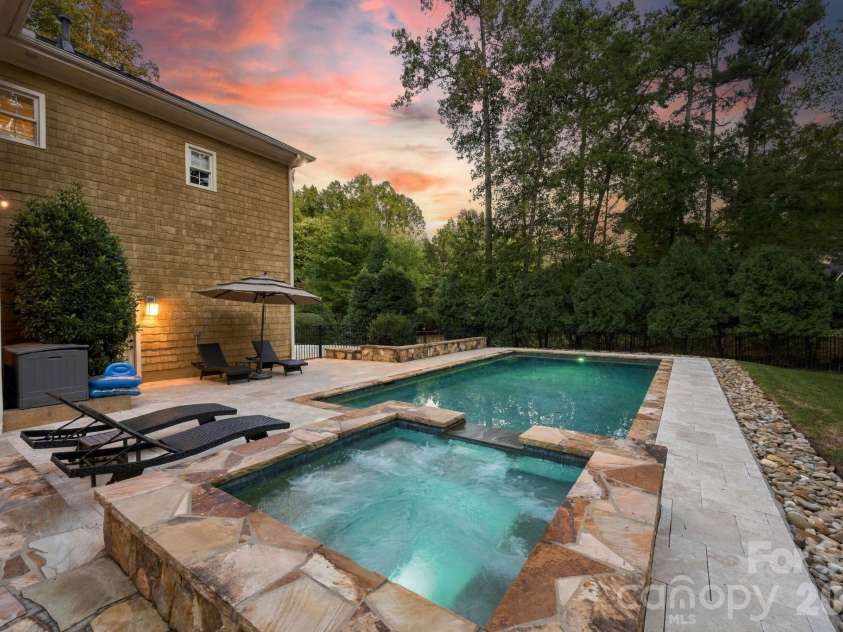 125 Dedham Loop, Mooresville, NC 28117.  MLS# CAR4432254, YatesRealty ID 55660. 