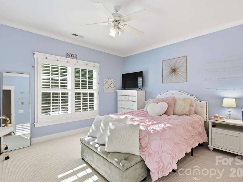 125 Dedham Loop, Mooresville, NC 28117.  MLS# CAR4432254, YatesRealty ID 55660. 