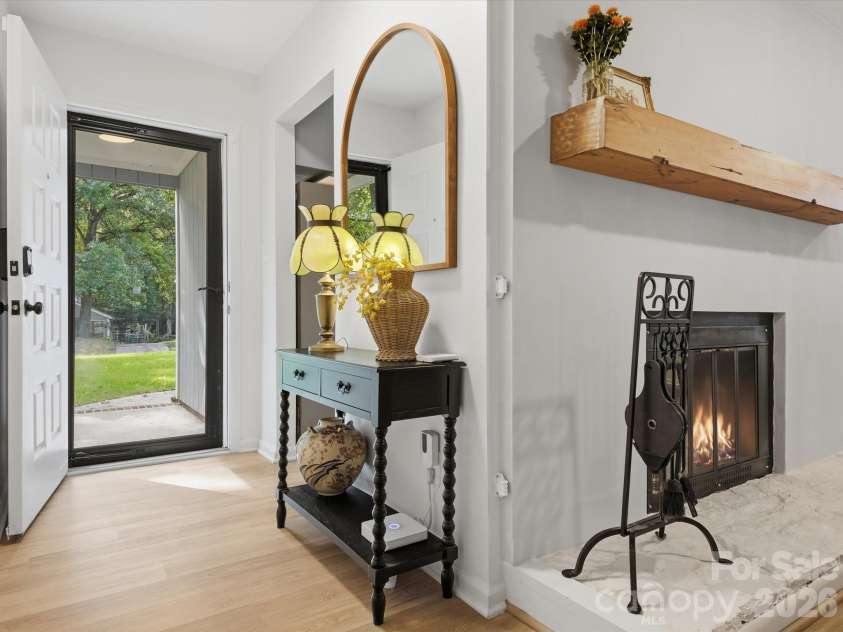 10702 Kingfisher Drive, Charlotte, NC 28226.  MLS# CAR4432057, YatesRealty ID 55663. 