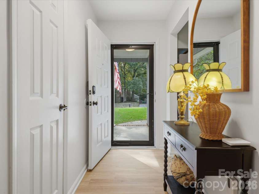 10702 Kingfisher Drive, Charlotte, NC 28226.  MLS# CAR4432057, YatesRealty ID 55663. 