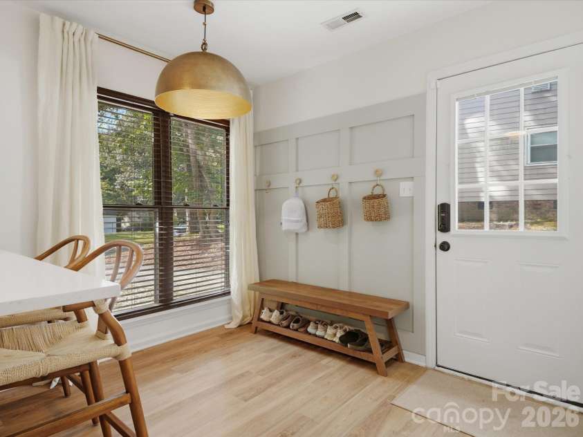 10702 Kingfisher Drive, Charlotte, NC 28226.  MLS# CAR4432057, YatesRealty ID 55663. 
