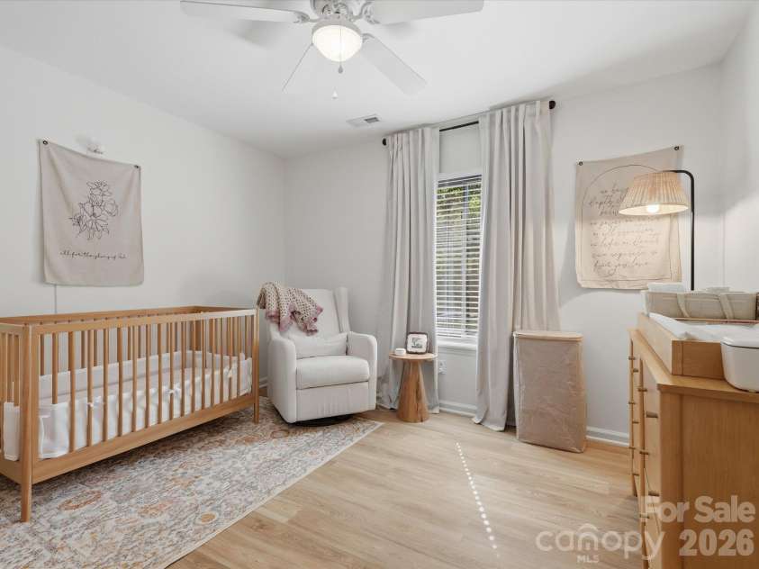 10702 Kingfisher Drive, Charlotte, NC 28226.  MLS# CAR4432057, YatesRealty ID 55663. 