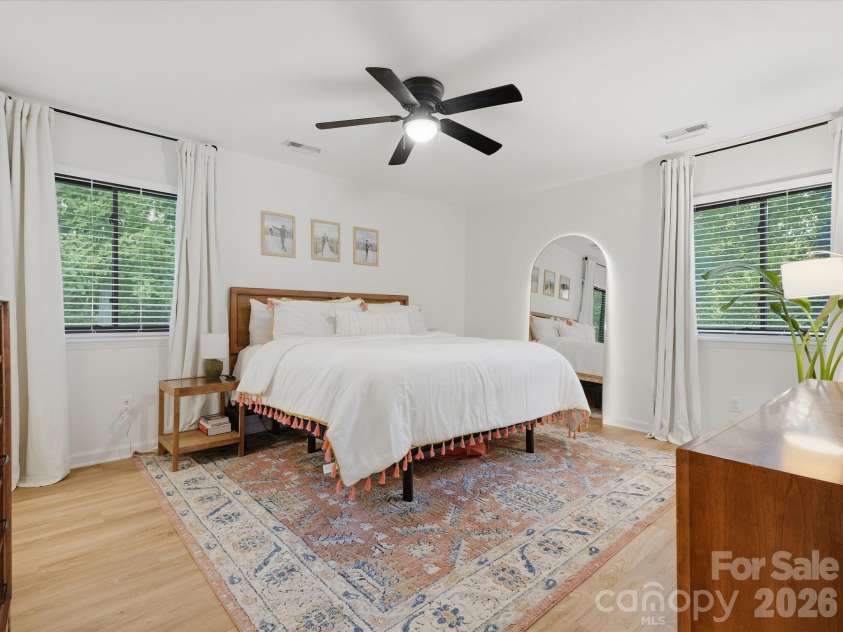 10702 Kingfisher Drive, Charlotte, NC 28226.  MLS# CAR4432057, YatesRealty ID 55663. 