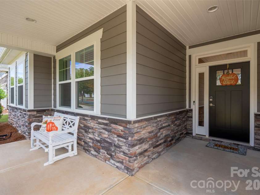 2105 Manor Stone Drive, Indian Trail, NC 28079.  MLS# CAR4432000, YatesRealty ID 55664. 
