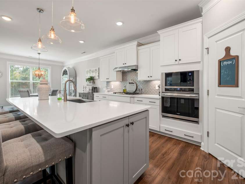 2105 Manor Stone Drive, Indian Trail, NC 28079.  MLS# CAR4432000, YatesRealty ID 55664. 