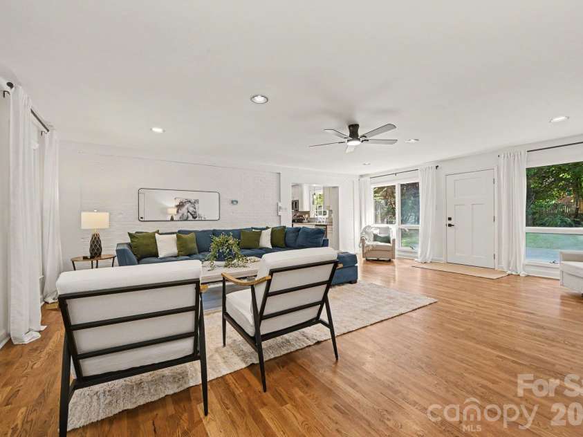 2271 Ferncliff Road, Rock Hill, SC 29732.  MLS# CAR4431978, YatesRealty ID 55667. 