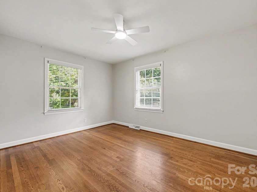 2271 Ferncliff Road, Rock Hill, SC 29732.  MLS# CAR4431978, YatesRealty ID 55667. 