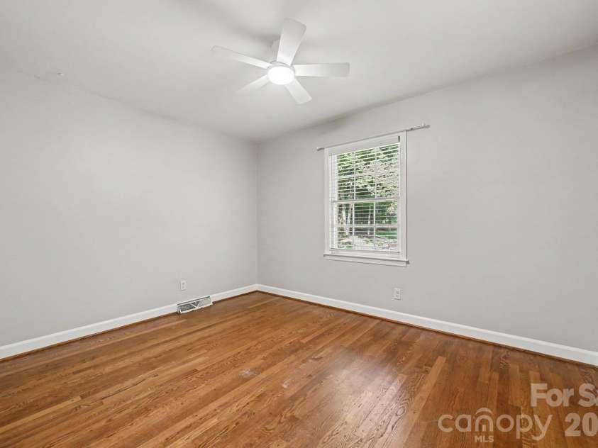 2271 Ferncliff Road, Rock Hill, SC 29732.  MLS# CAR4431978, YatesRealty ID 55667. 