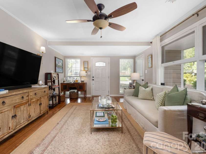 4805 Murrayhill Road, Charlotte, NC 28209.  MLS# CAR4431947, YatesRealty ID 55669. Living room
