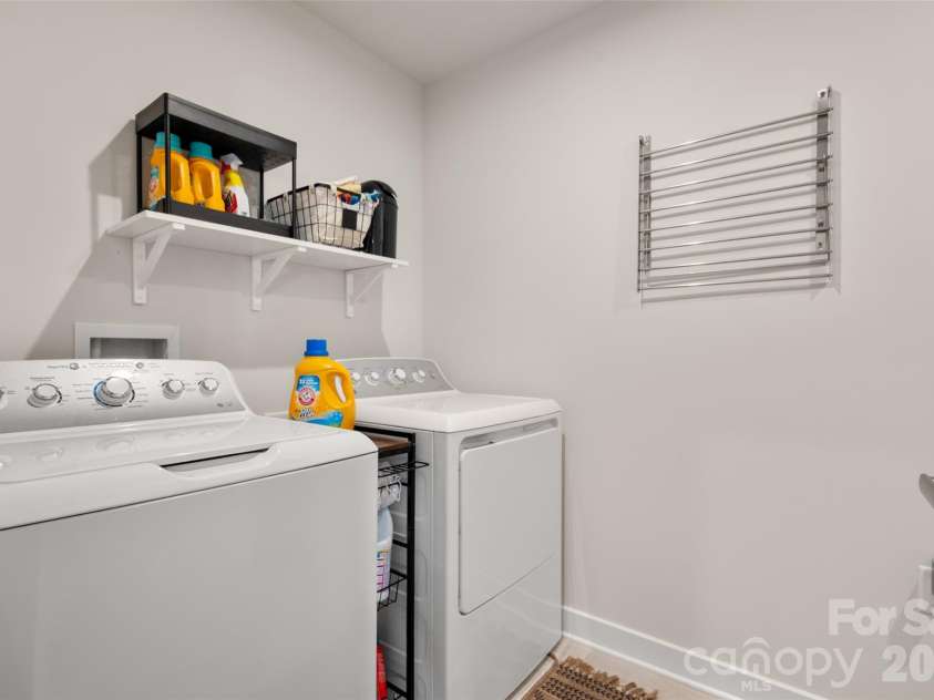 201 Lady Catherine Street, Lancaster, SC 29720.  MLS# CAR4431877, YatesRealty ID 55673. 