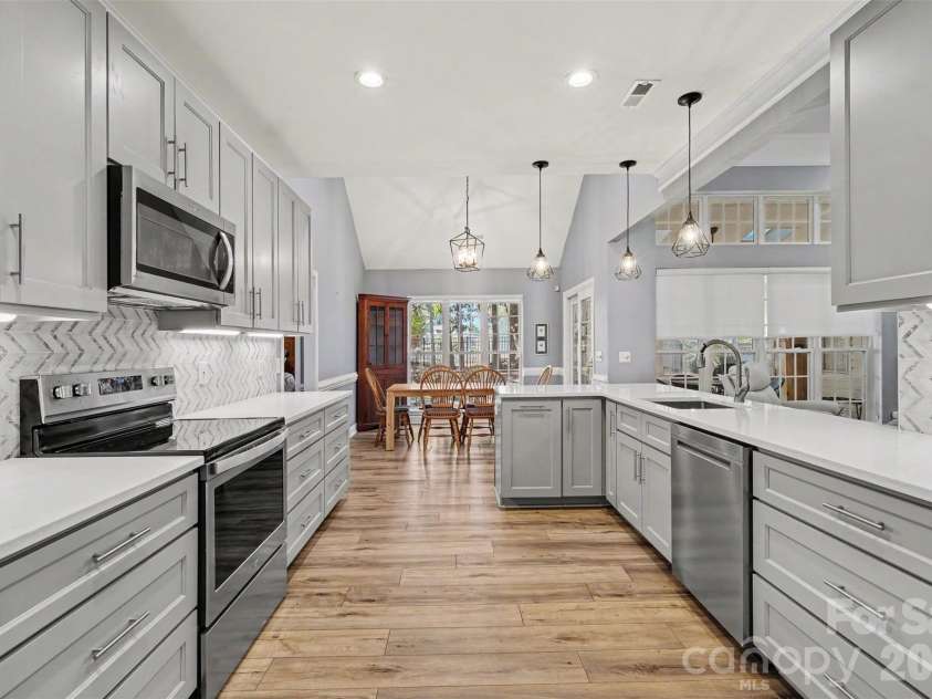 3364 Garrett Drive, Concord, NC 28027.  MLS# CAR4431700, YatesRealty ID 55674. 