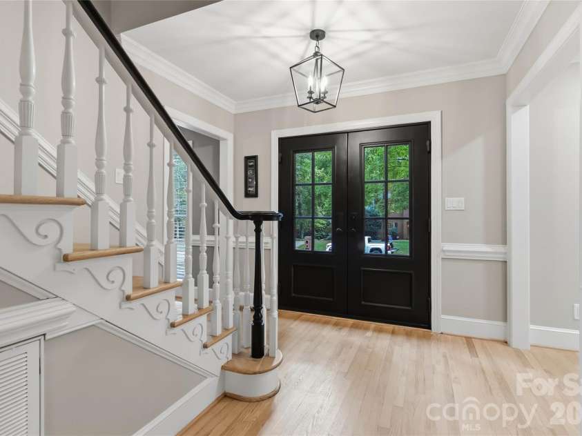 9414 Tillot Drive, Matthews, NC 28105.  MLS# CAR4431746, YatesRealty ID 55675. 