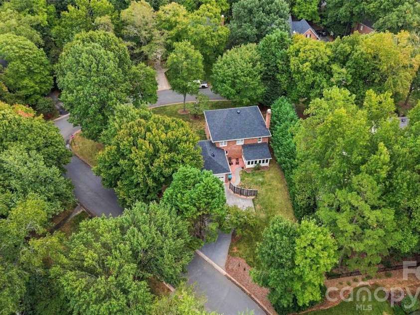 9414 Tillot Drive, Matthews, NC 28105.  MLS# CAR4431746, YatesRealty ID 55675. 