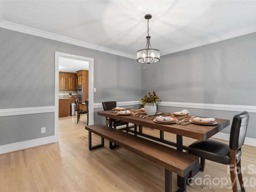 9414 Tillot Drive, Matthews, NC 28105.  MLS# CAR4431746, YatesRealty ID 55675. Dining room