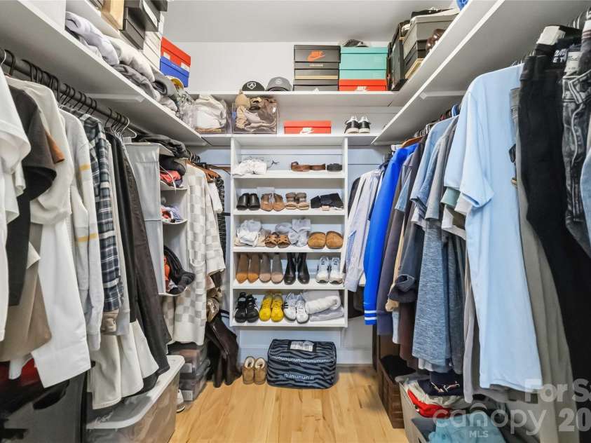 9414 Tillot Drive, Matthews, NC 28105.  MLS# CAR4431746, YatesRealty ID 55675. Primary closet