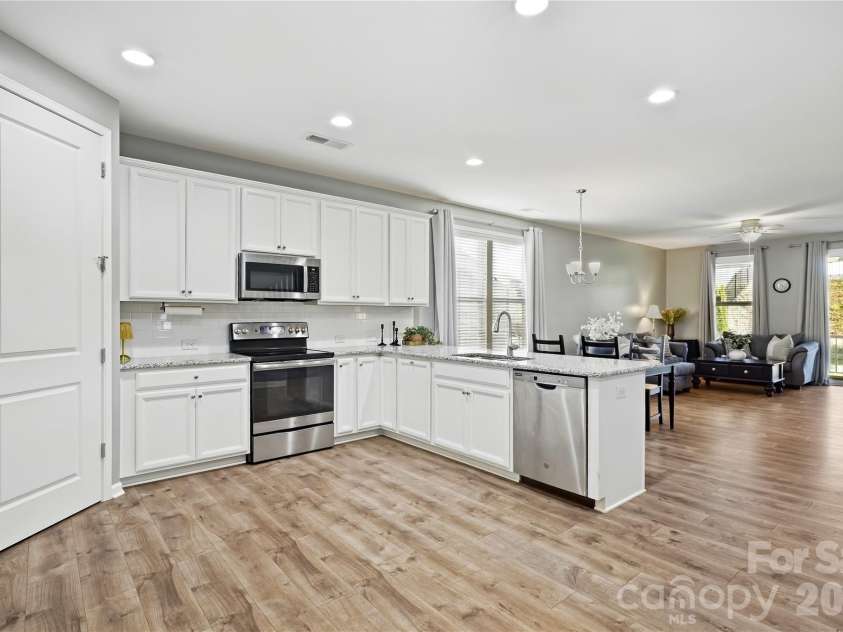 4386 Hunton Dale Road, Concord, NC 28027.  MLS# CAR4431739, YatesRealty ID 55677. 