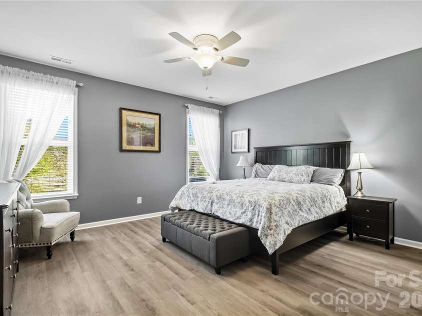 4386 Hunton Dale Road, Concord, NC 28027.  MLS# CAR4431739, YatesRealty ID 55677. Primary Suite-Main level