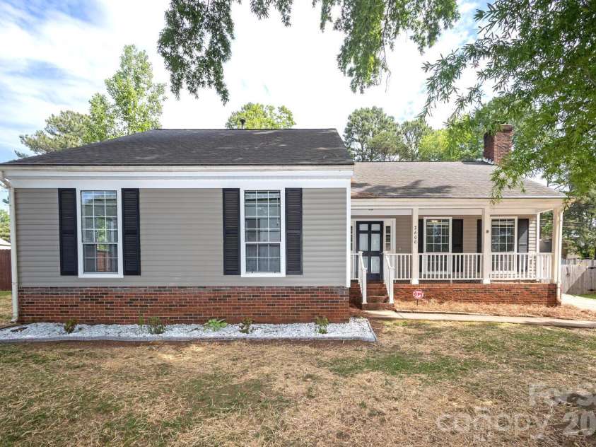 2600 Olde Whitehall Road, Charlotte, NC 28273.  MLS# CAR4431549, YatesRealty ID 55679. 