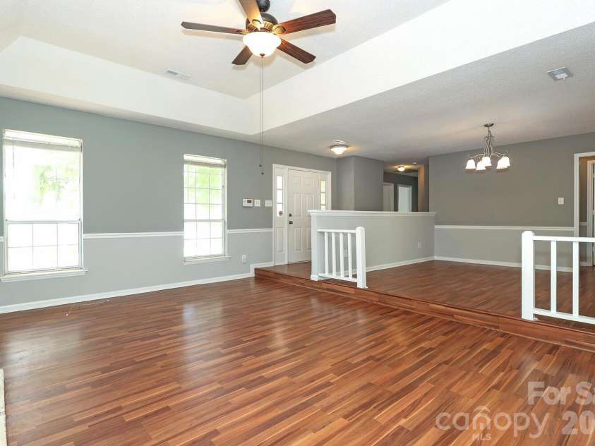 2600 Olde Whitehall Road, Charlotte, NC 28273.  MLS# CAR4431549, YatesRealty ID 55679. 