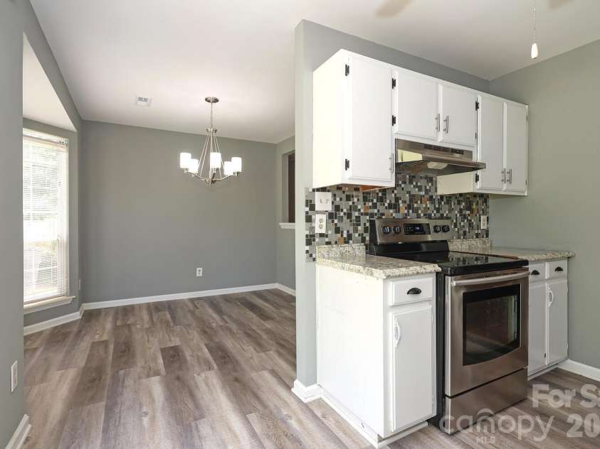 2600 Olde Whitehall Road, Charlotte, NC 28273.  MLS# CAR4431549, YatesRealty ID 55679. 