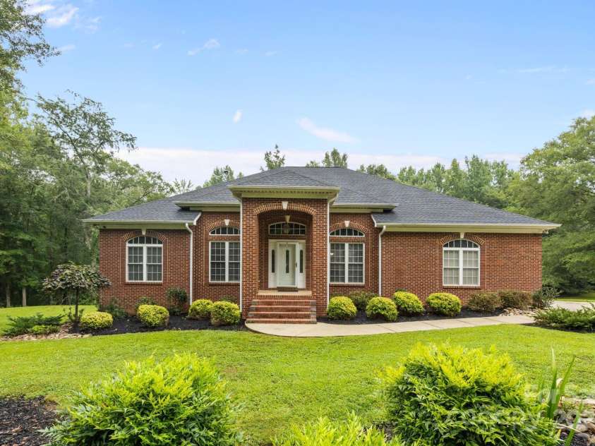 1567 Fayrene Road, Rock Hill, SC 29732.  MLS# CAR4292195, YatesRealty ID 5568. 