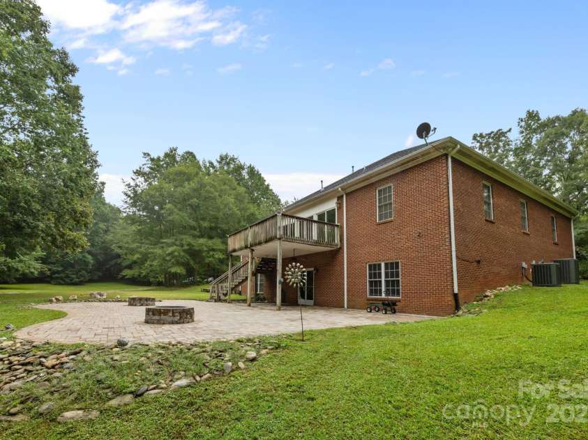 1567 Fayrene Road, Rock Hill, SC 29732.  MLS# CAR4292195, YatesRealty ID 5568. 