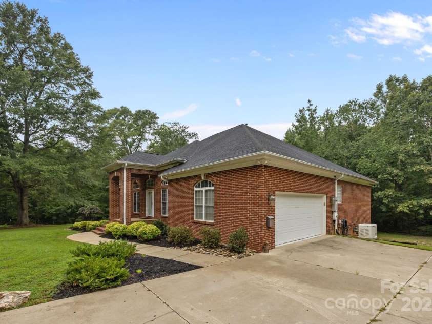 1567 Fayrene Road, Rock Hill, SC 29732.  MLS# CAR4292195, YatesRealty ID 5568. 