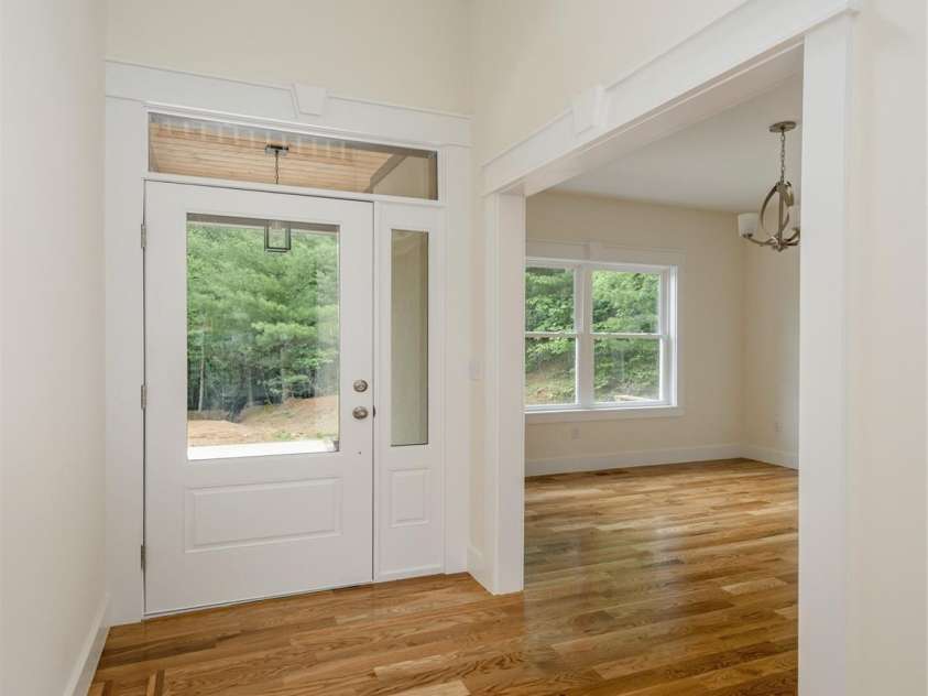 366 Mistletoe Trail, Hendersonville, NC 28791.  MLS# CAR4360606, YatesRealty ID 5568. 