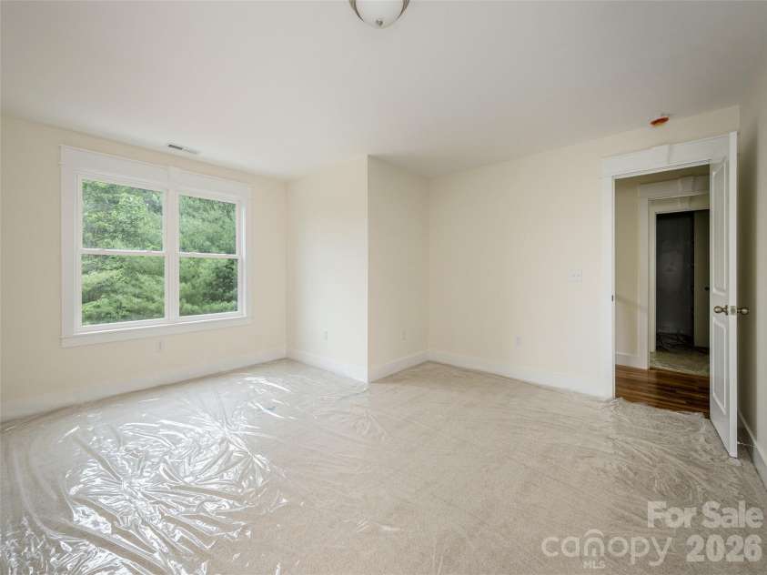 366 Mistletoe Trail, Hendersonville, NC 28791.  MLS# CAR4360606, YatesRealty ID 5568. 
