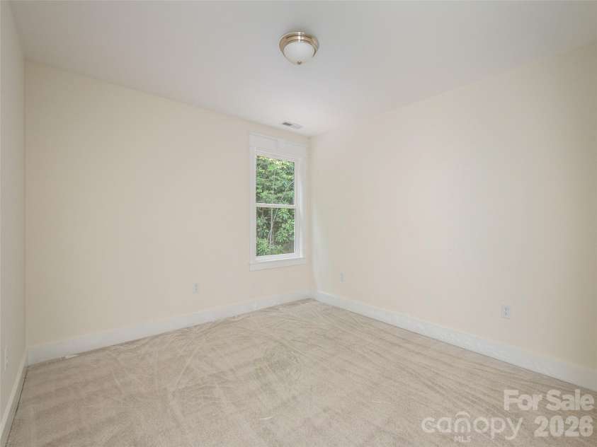 366 Mistletoe Trail, Hendersonville, NC 28791.  MLS# CAR4360606, YatesRealty ID 5568. 
