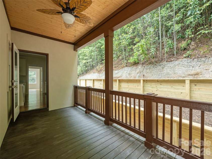 366 Mistletoe Trail, Hendersonville, NC 28791.  MLS# CAR4360606, YatesRealty ID 5568. 