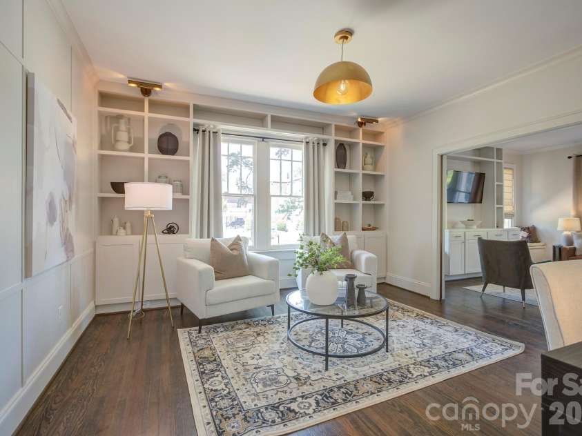 429 West Park Avenue, Charlotte, NC 28203.  MLS# CAR4431534, YatesRealty ID 55683. 