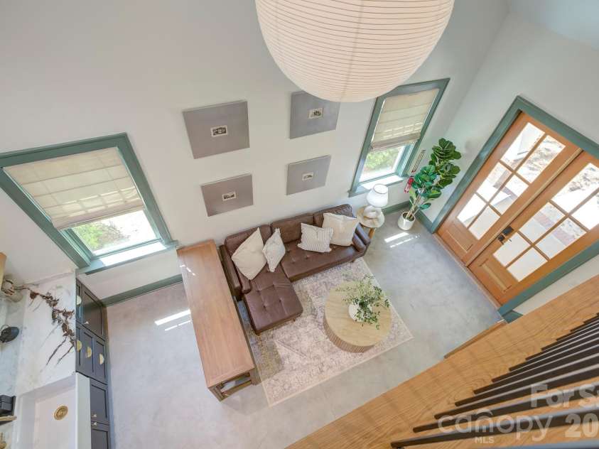 429 West Park Avenue, Charlotte, NC 28203.  MLS# CAR4431534, YatesRealty ID 55683. 