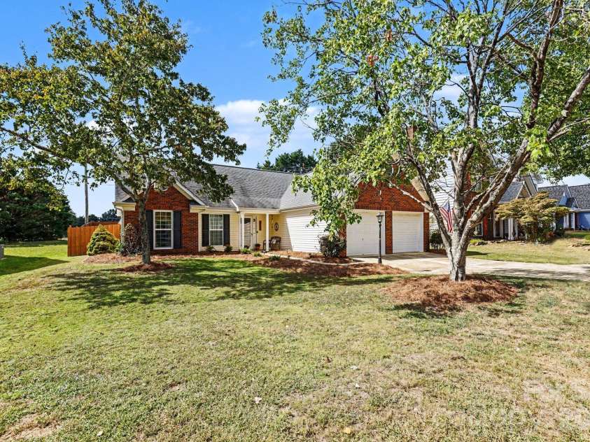 3203 Brookstone Trail, Indian Trail, NC 28079.  MLS# CAR4431545, YatesRealty ID 55684. 