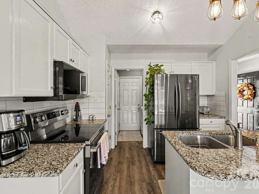 3203 Brookstone Trail, Indian Trail, NC 28079.  MLS# CAR4431545, YatesRealty ID 55684. 