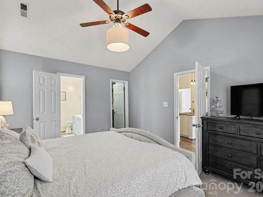 3203 Brookstone Trail, Indian Trail, NC 28079.  MLS# CAR4431545, YatesRealty ID 55684. 