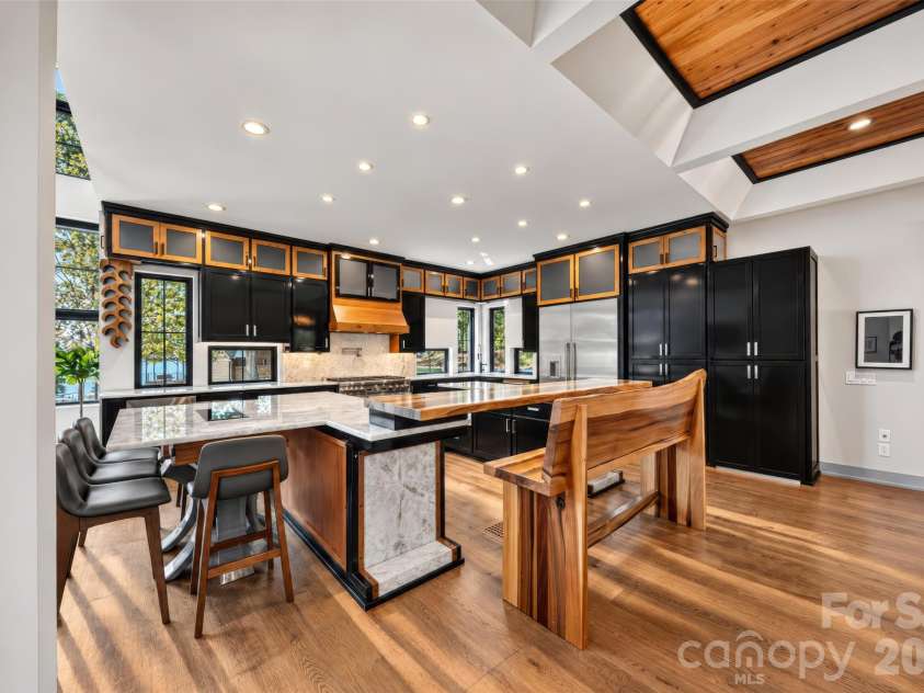 222 Greenbay Road, Mooresville, NC 28117.  MLS# CAR4431505, YatesRealty ID 55686. 