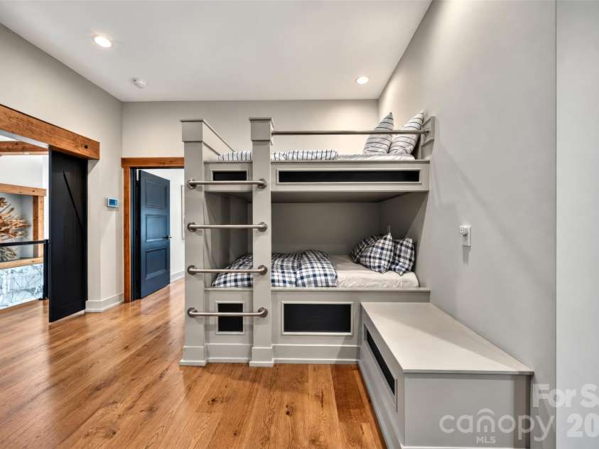 222 Greenbay Road, Mooresville, NC 28117.  MLS# CAR4431505, YatesRealty ID 55686. 