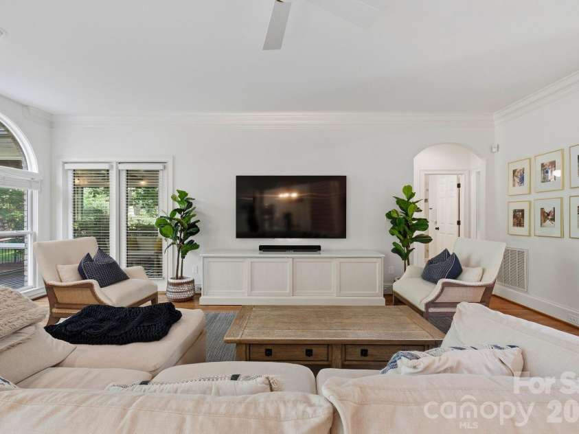 14281 Nolen Lane, Charlotte, NC 28277.  MLS# CAR4431414, YatesRealty ID 55690. 