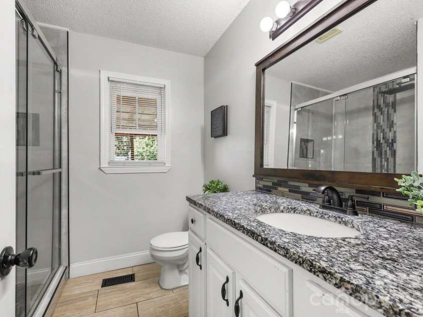 160 Chamblee Drive, Salisbury, NC 28147.  MLS# CAR4431373, YatesRealty ID 55693. 