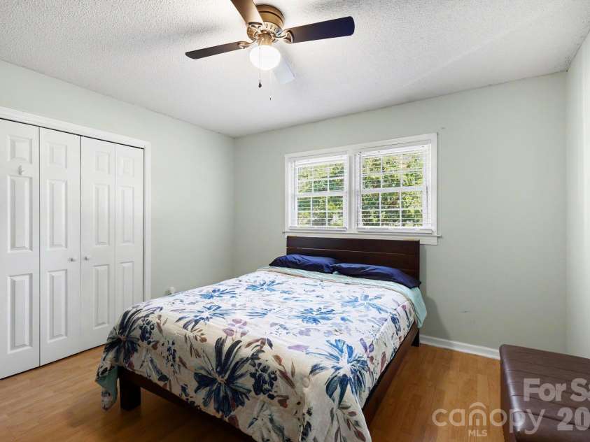 160 Chamblee Drive, Salisbury, NC 28147.  MLS# CAR4431373, YatesRealty ID 55693. 