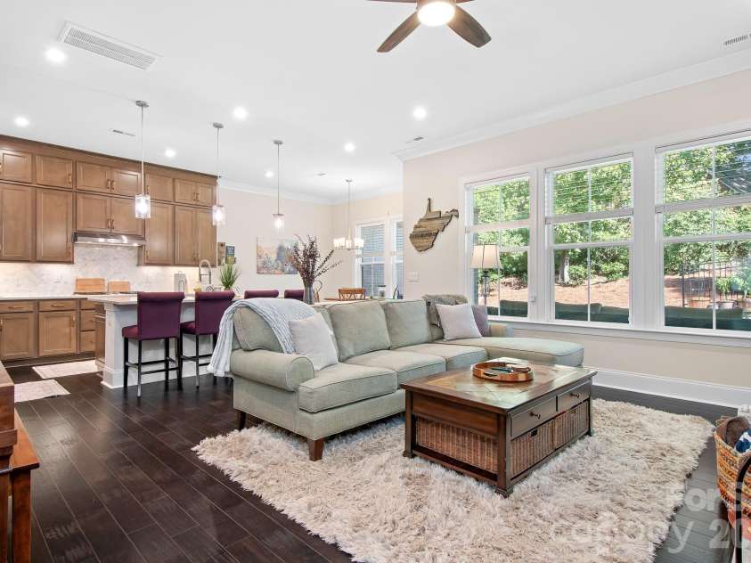 3225 Everly Enclave Way, Charlotte, NC 28210.  MLS# CAR4431294, YatesRealty ID 55698. 