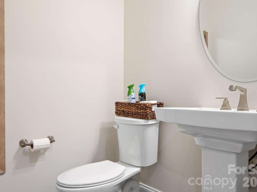 3225 Everly Enclave Way, Charlotte, NC 28210.  MLS# CAR4431294, YatesRealty ID 55698. 