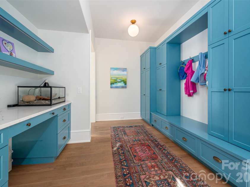 2111 Cortelyou Road, Charlotte, NC 28211.  MLS# CAR4431155, YatesRealty ID 55699. Mudroom