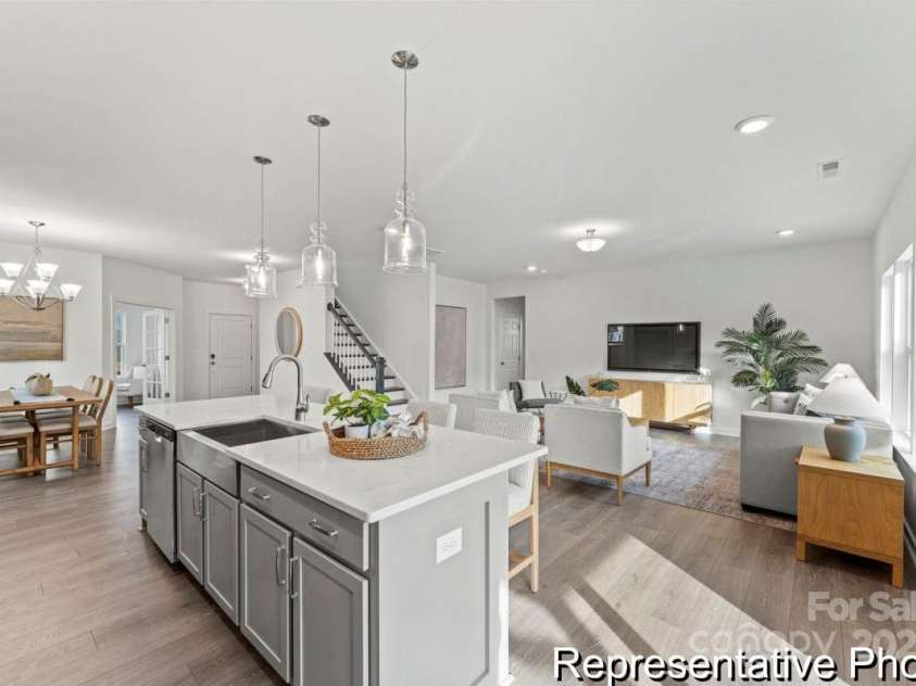 111 Rice Planters Way, Statesville, NC 28625.  MLS# CAR4330128, YatesRealty ID 557. 