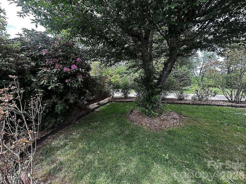 34 Sunset Drive, Brevard, NC 28712.  MLS# CAR4358442, YatesRealty ID 5570. Front Yard