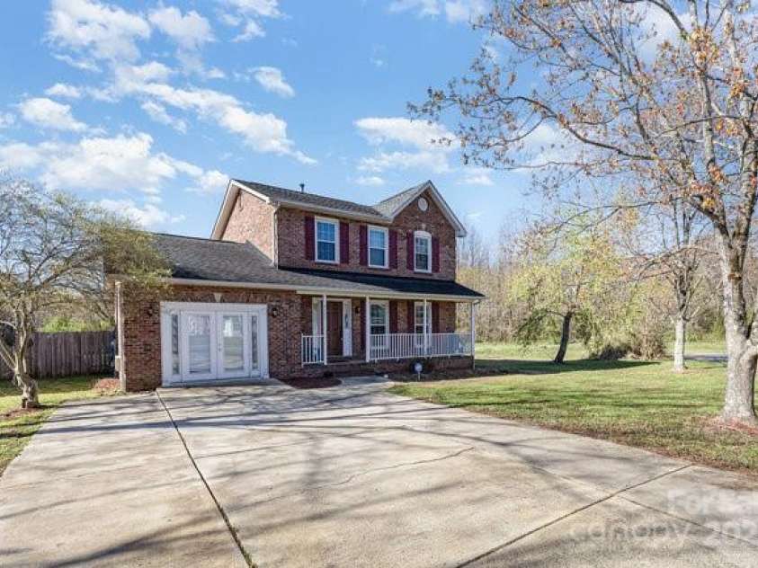 4405 Ashton Court, Indian Trail, NC 28079.  MLS# CAR4232087, YatesRealty ID 5570. 